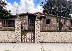 1440 NW 183rd St in Miami, FL - Building Photo