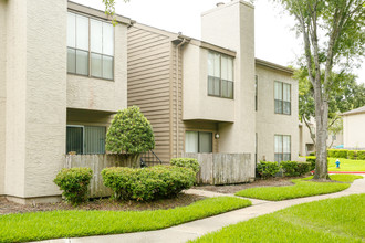 Wilshire Park in Houston, TX - Foto de edificio - Building Photo