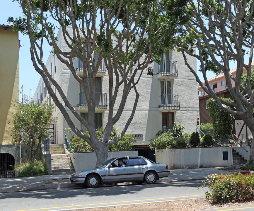 831 2nd Street in Santa Monica, CA - Foto de edificio