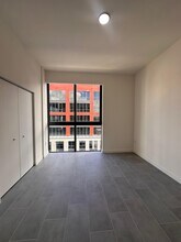 1944 NW 1st Pl, Unit B9 in Miami, FL - Building Photo - Building Photo