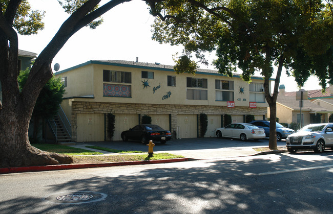 432-434 W Stocker St in Glendale, CA - Foto de edificio - Building Photo