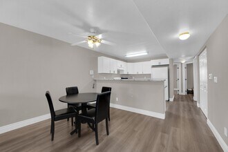 2110 Sleepy Ct in Las Vegas, NV - Building Photo - Building Photo