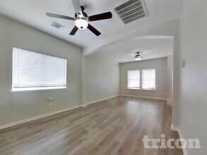 20503 Providence Point Dr, Unit 204 in Katy, TX - Building Photo - Building Photo