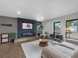 5041 Nina Lee Ln in Houston, TX - Building Photo