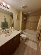 6386 Emerald Dunes Dr, Unit 107 in West Palm Beach, FL - Foto de edificio - Building Photo