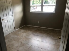 6500 Julia Dr in Milton, FL - Building Photo - Building Photo