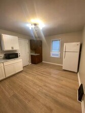 829 Carson Rd in Ferguson, MO - Building Photo - Building Photo