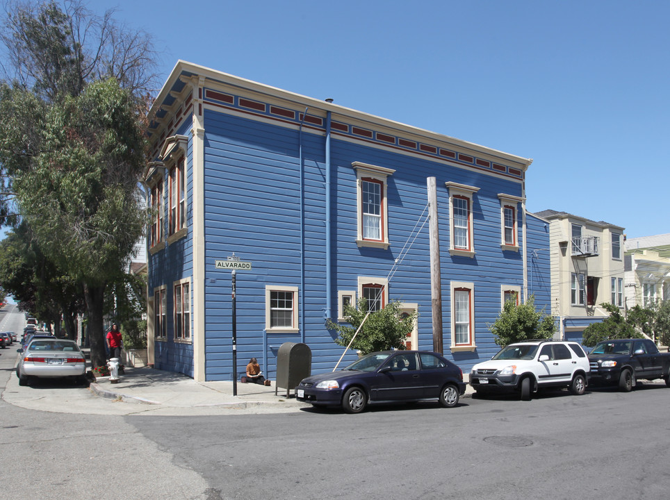 90 Alvarado St in San Francisco, CA - Building Photo