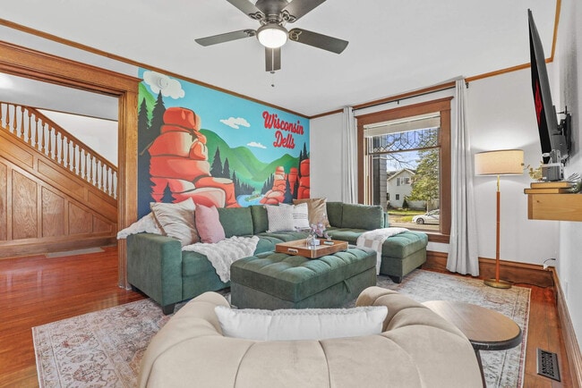 924 Capital St in Wisconsin Dells, WI - Building Photo - Building Photo