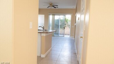 9205 Guggenheim Ct in Las Vegas, NV - Building Photo - Building Photo