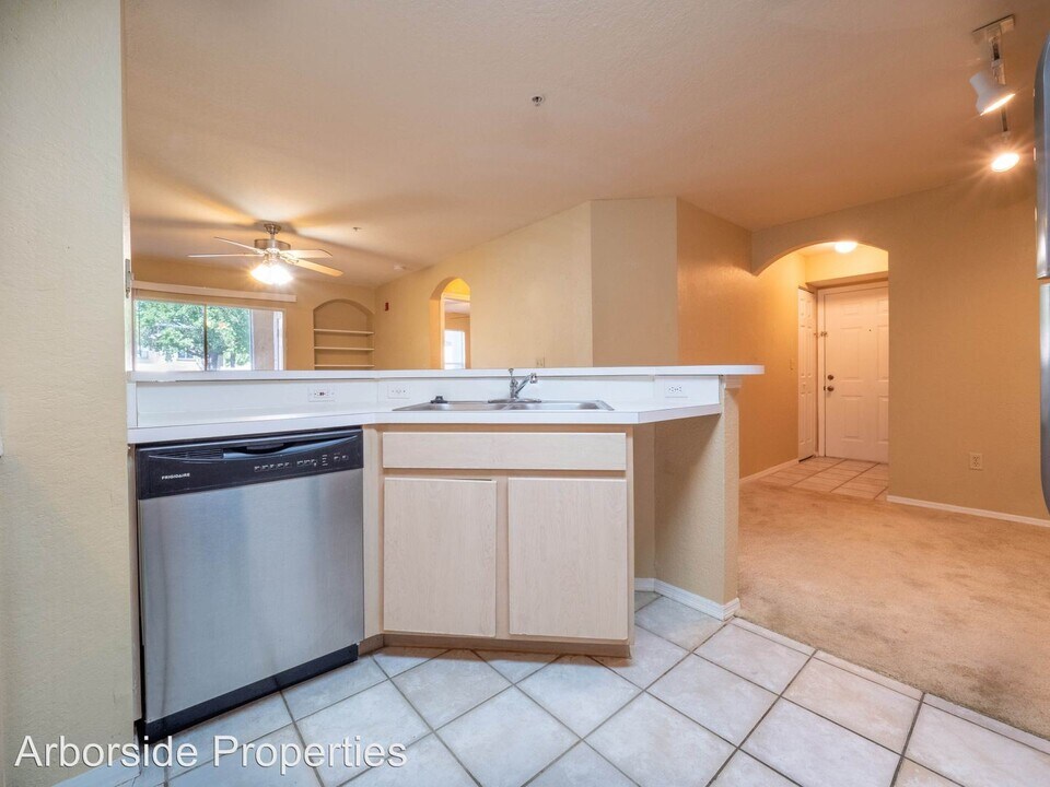 823 Camargo Way-Unit -#105 in Altamonte Springs, FL - Building Photo