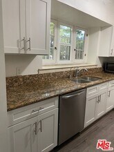 4010 W Adams Blvd in Los Angeles, CA - Building Photo - Building Photo