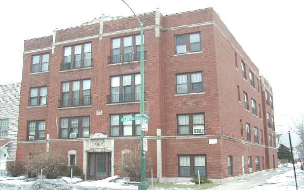 3023-3025 W Addison St in Chicago, IL - Building Photo