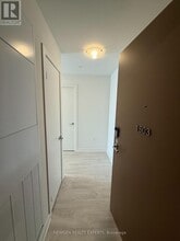 1 Quarrington Lane in North York, ON - Building Photo - Building Photo