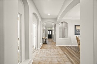 1330 Leigh Gdns Dr, Unit 01-0915 in Sugar Land, TX - Foto de edificio - Building Photo