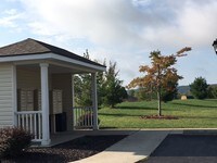 Building Photo - Cross Creek Meadows Apartments in Chillicothe, Ohio