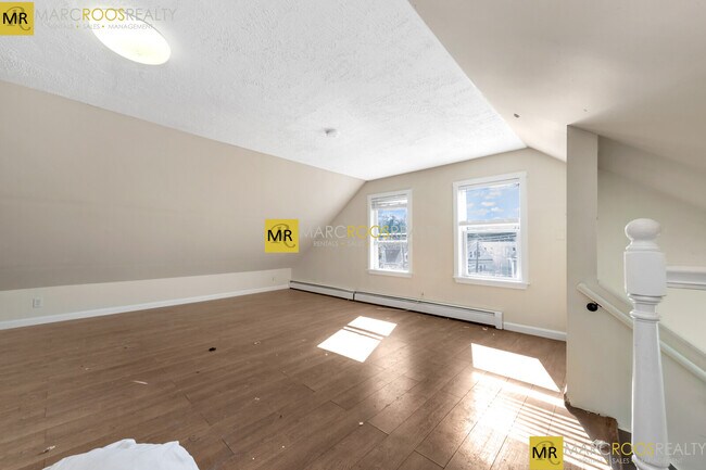 31 Champney St, Unit 2 in Boston, MA - Building Photo - Building Photo