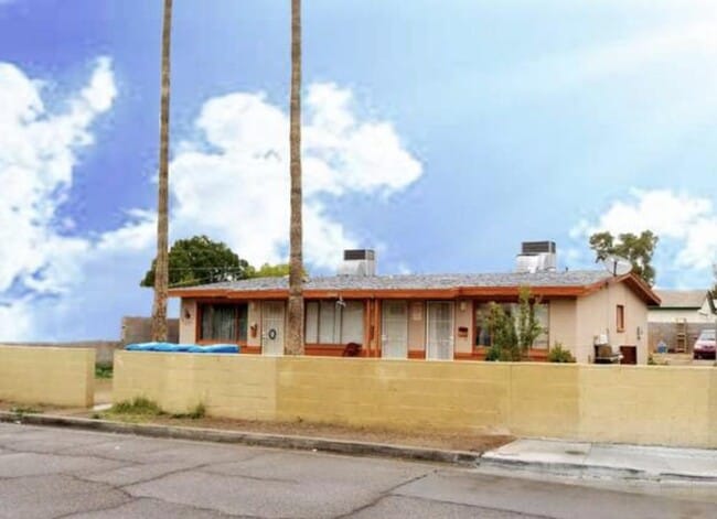 property at 3546 E Melvin St