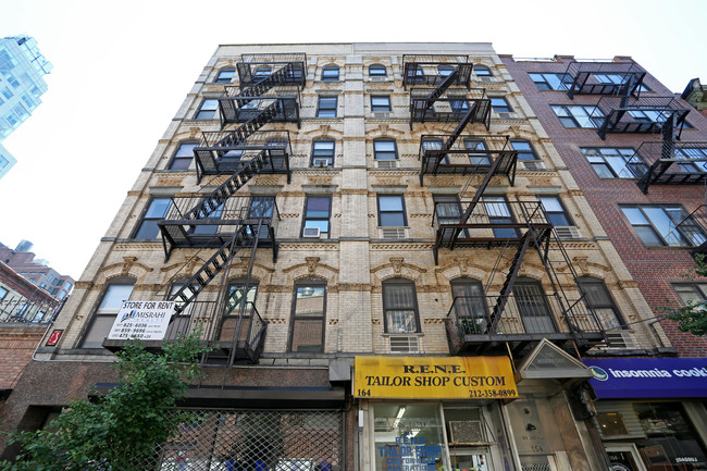 166 Orchard St in New York, NY - Foto de edificio - Building Photo