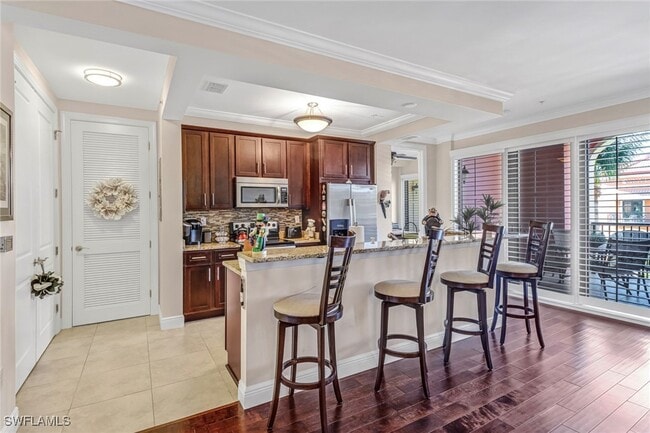 23161 Fashion Dr in Estero, FL - Building Photo - Building Photo