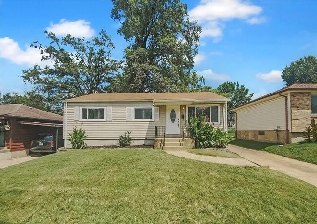 9120 Niger Dr in Affton, MO - Building Photo - Building Photo