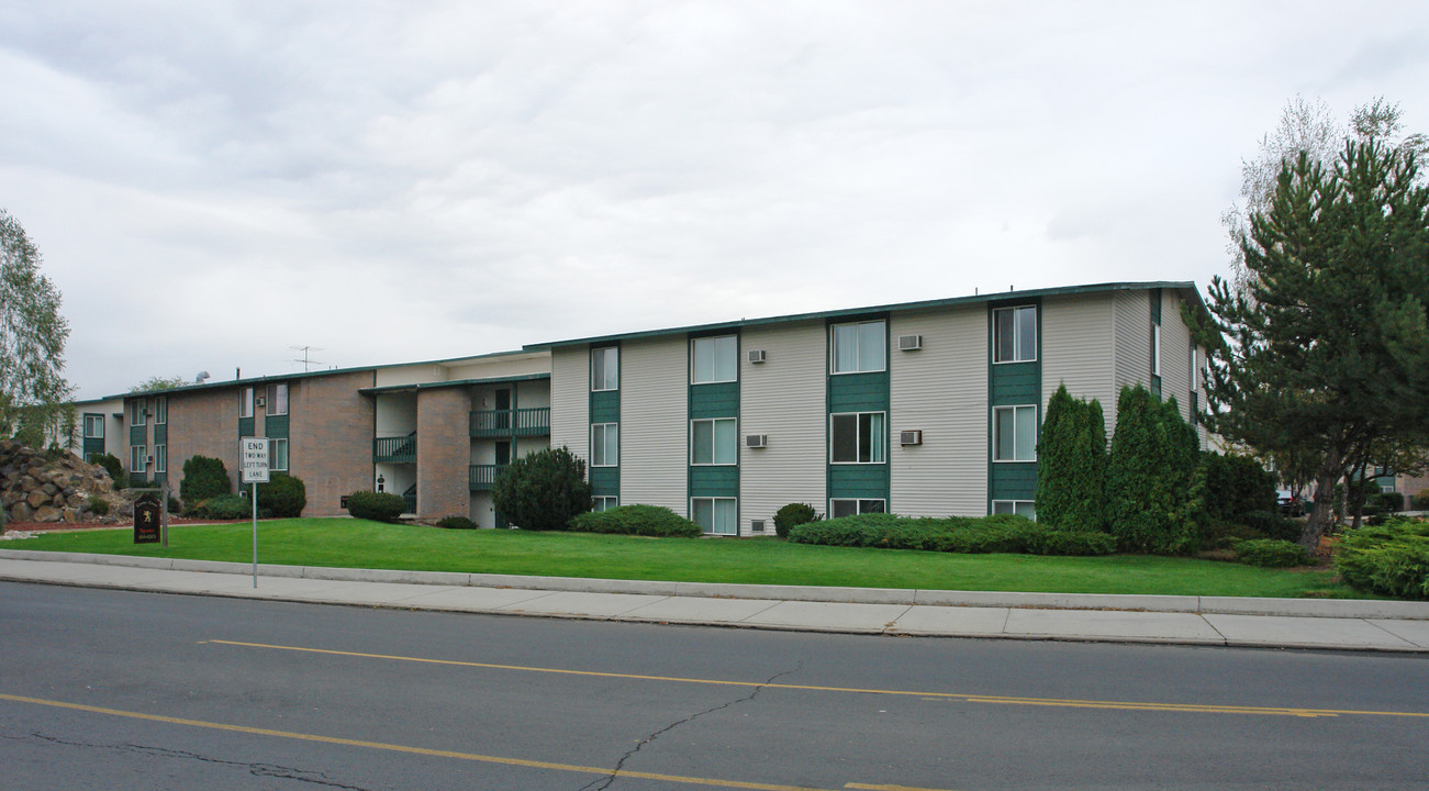 Lyons Crest in Spokane, WA - Building Photo