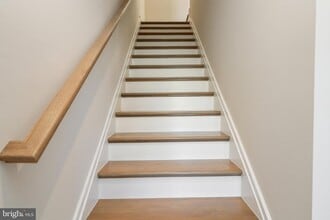 2176 Glacier Rd in Herndon, VA - Building Photo - Building Photo