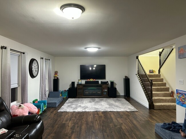 169 Hidden Bluffs Dr in Lake St. Louis, MO - Building Photo - Building Photo