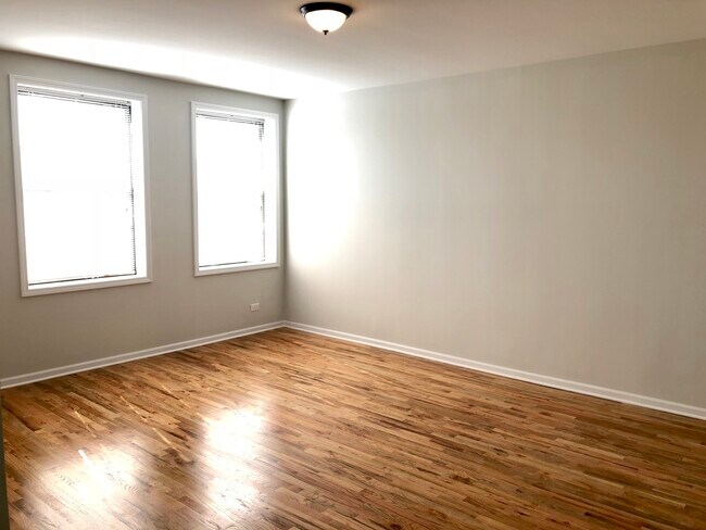 7606 N Paulina St in Chicago, IL - Building Photo - Building Photo