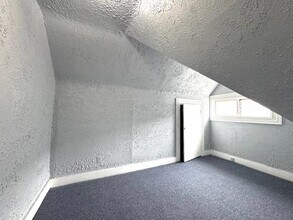 65 W 4th St in Bayonne, NJ - Building Photo - Building Photo