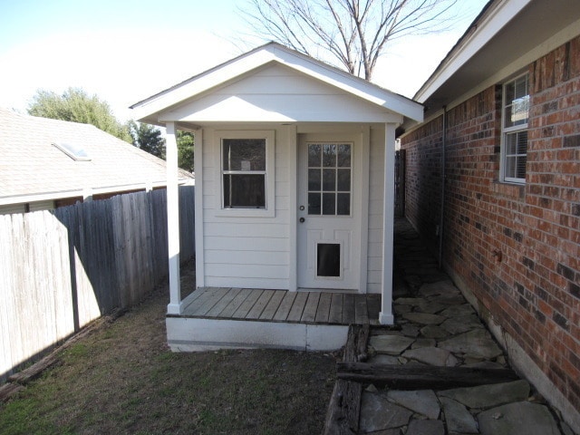 221 Camelot Dr in Weatherford, TX - Building Photo - Building Photo
