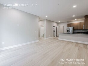 31480 Warren Rd in Westland, MI - Building Photo - Building Photo