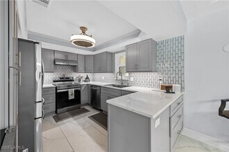 3586 Croton Rd in Naples, FL - Building Photo - Building Photo