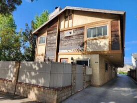 2502 28th St, Unit 1 in Santa Monica, CA - Building Photo