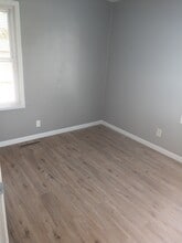 1807 Southwood Dr in Champaign, IL - Building Photo - Building Photo