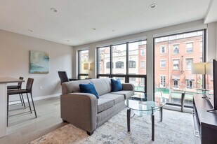 244 Hanover St, Unit FL3-ID1241276P in Boston, MA - Building Photo