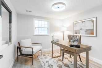 9919 brookside in Minneapolis, MN - Building Photo - Building Photo