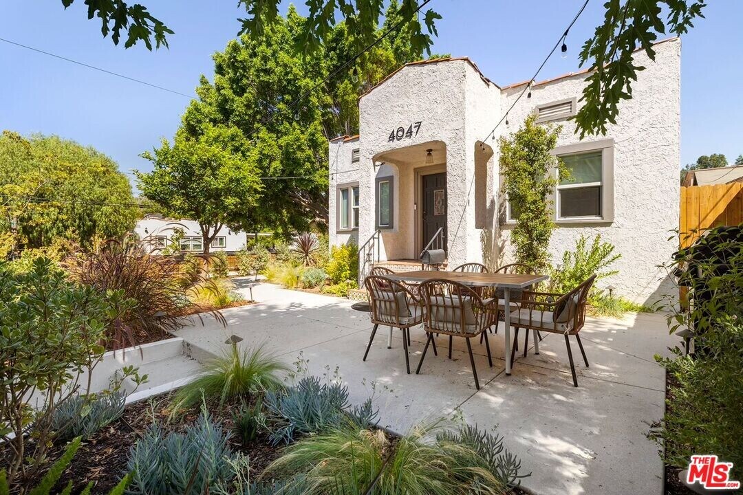 4047 Camero Ave in Los Angeles, CA - Building Photo