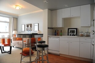 403 Main St, Unit 804 in San Francisco, CA - Building Photo