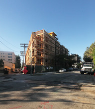 450-460 N Palm Dr in Beverly Hills, CA - Building Photo - Building Photo