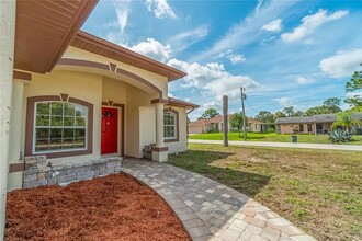 5498 Cornsilk Terrace in North Port, FL - Building Photo - Building Photo