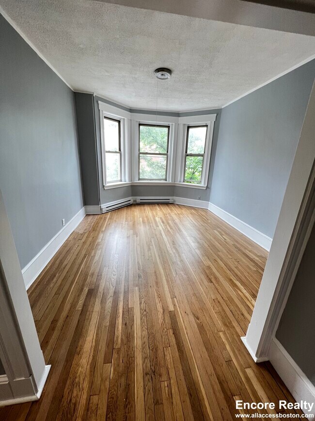 property at 883 Huntington Ave