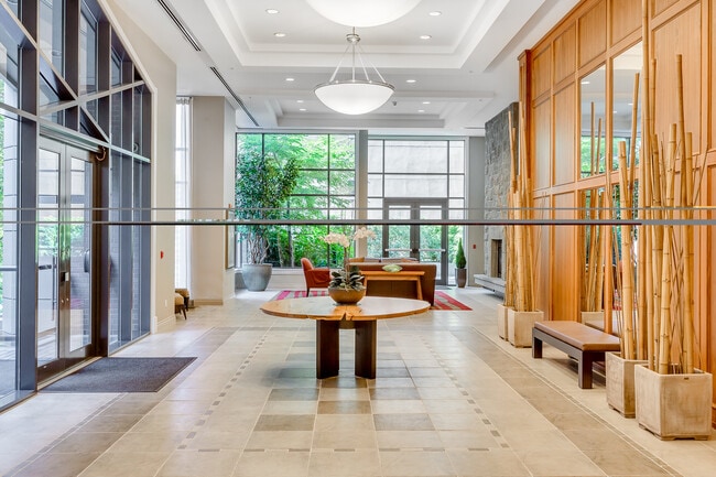 1420 Terry Ave, Unit 408 in Seattle, WA - Building Photo - Building Photo