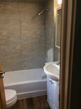 317 Klingenberg Terrace in Dubuque, IA - Building Photo - Building Photo