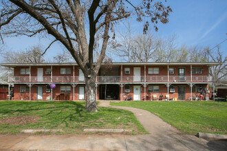 409 Park St in Burkburnett, TX - Building Photo - Building Photo