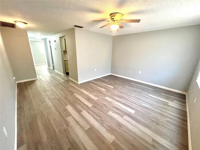 5014 Bitner St in New Port Richey, FL - Building Photo - Building Photo