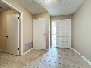 330 Markley Ct in Satellite Beach, FL - Building Photo - Building Photo