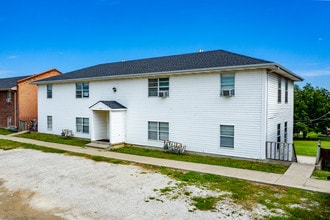 1101-1109 S Camden St in Richmond, MO - Building Photo - Building Photo