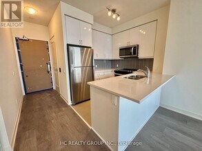 4955-4955 Yonge St in Toronto, ON - Building Photo - Building Photo