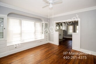 3589 Chelton Rd in Shaker Heights, OH - Building Photo - Building Photo